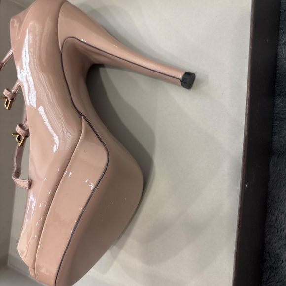 GUCCI Vernice Crystal DK CIPRIA Platform Pumps Size 38 1/2 - Picture 9 of 9